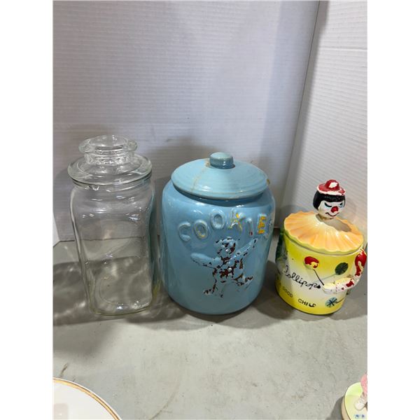 Assorted jars and cookie some repairs