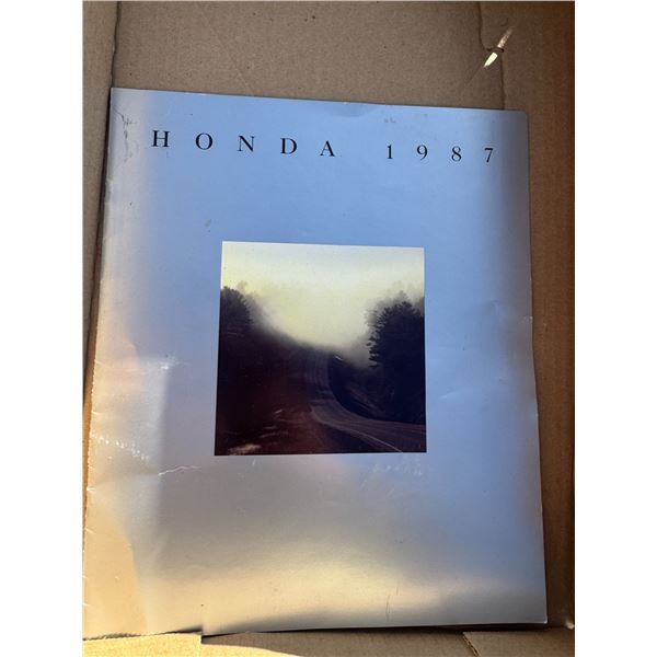 Honda 1987 vehicle advertising brochure