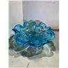 Image 1 : Blue art glass dish