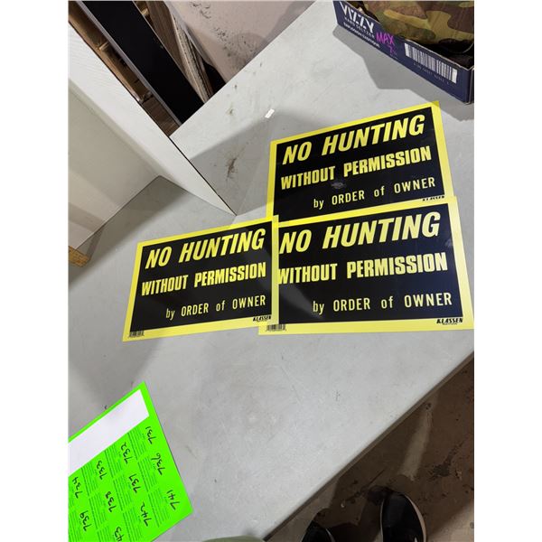 No hunting signs