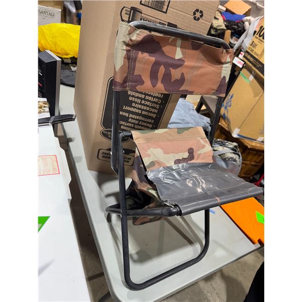 Camo chair