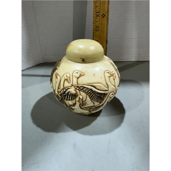 Harmony Kingdom "In a Gaggle" Jardinia lidded jar, which features a low-relief carving of geese.