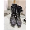 Image 1 : Boots size 9.5