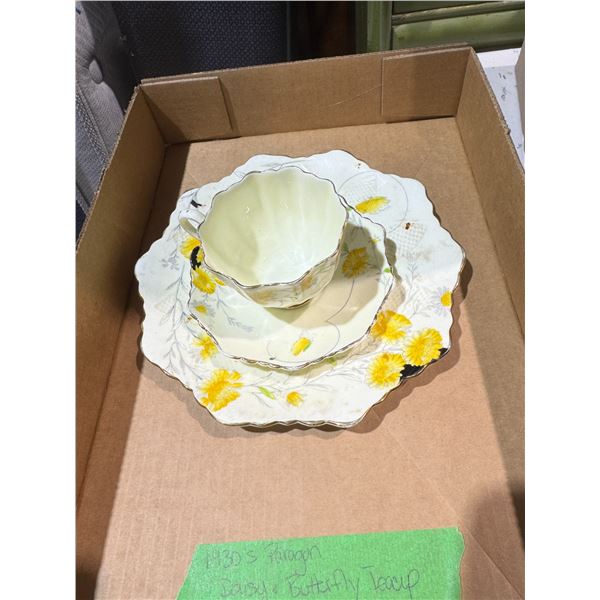 1930s paragon Daisy and butterfly teacup saucer  and plate