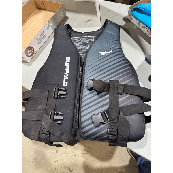 Buffalo life jacket 90 to 105 cm 70 kg to 80 kg