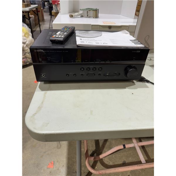 Yamaha AV receiver RX – V385 with remote