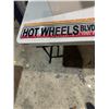 Image 1 : Hot wheels Boulevard sign