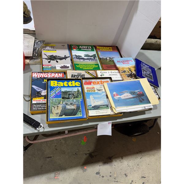 Aviation books and magazines, etc.