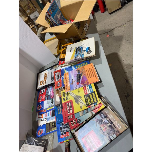Assorted aviation magazines