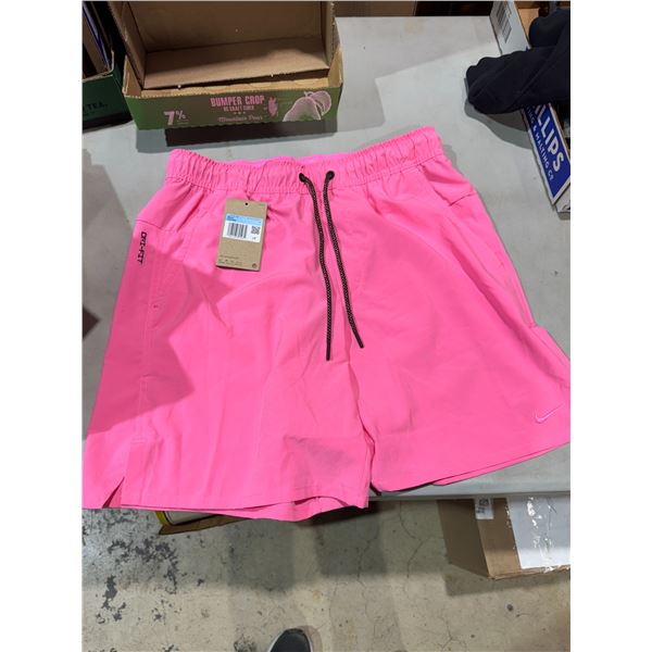 NWT Nike, men's medium swim trunks