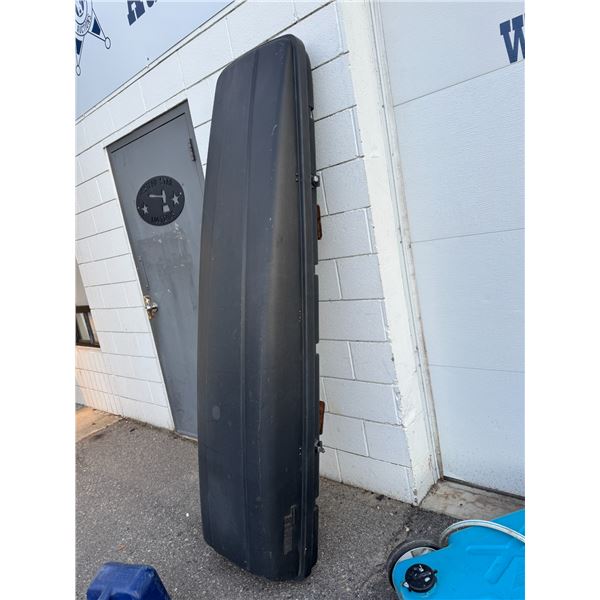 THULE car cargo item with