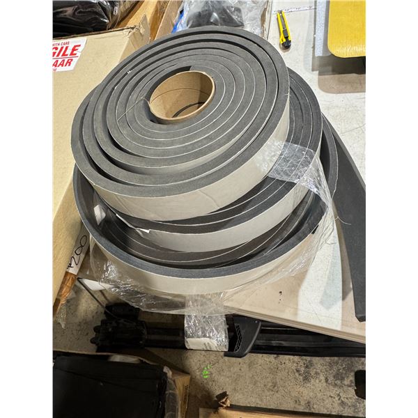 Self 48x10self adhesive foam strip