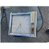 Image 1 : Precision quartz clock