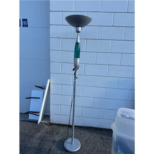 Floor lamp