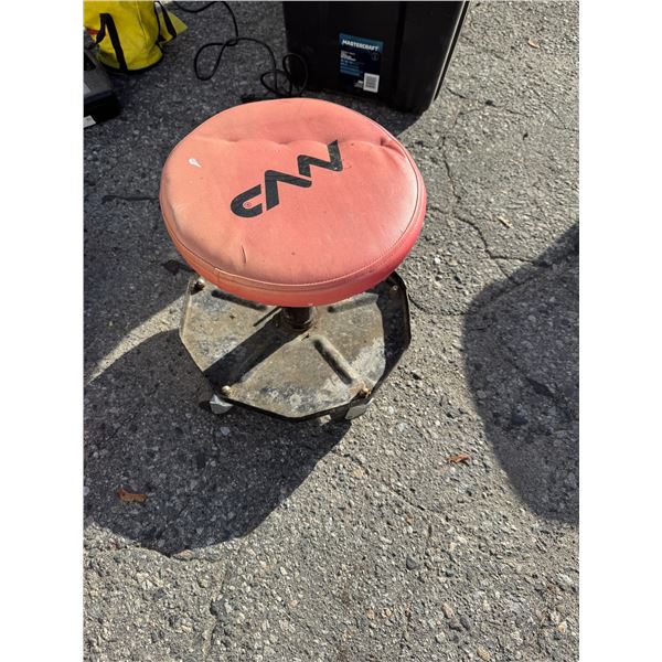 Rolling shop Stool