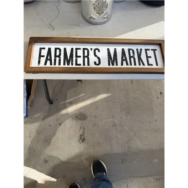 Farmers market sign