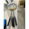 Image 1 : Badminton racket
