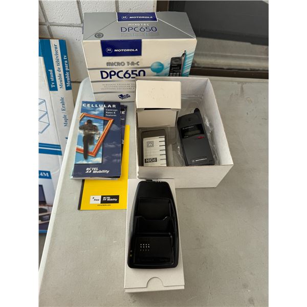 Motorola personal cellular telephone