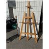 Image 1 : Art easel
