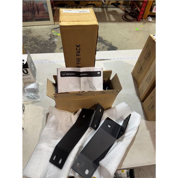 Universal load Bed leg and front runner leg assemblies