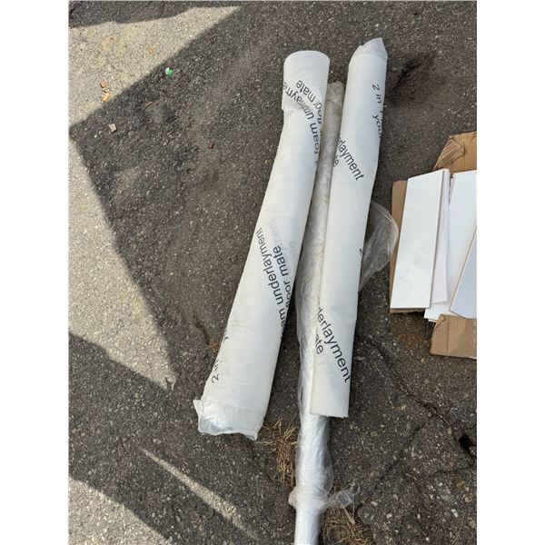 Plastic wrap and underlay item