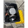 Image 1 : Kitchen items and bin with lid