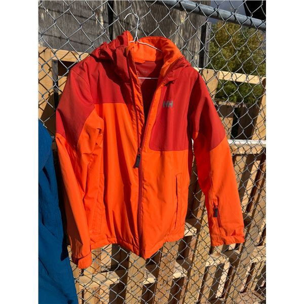 Kelly Hanson jacket size is not shown medium?