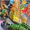 Image 11 : Mostly 80's & 90's Vintage Dinosaur Toys Small Size