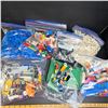 Image 4 : 5lbs of Lego pieces and people figures