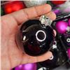 Image 8 : Large number of modern christmas ornament baubles