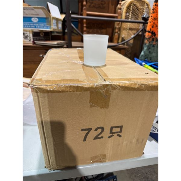 Case of candle holders or other jars