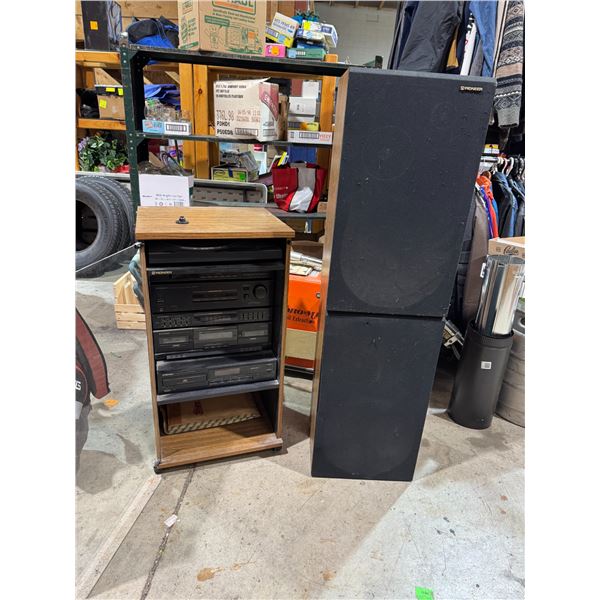 Pioneer stereo and speakers