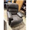 Image 1 : Recliner