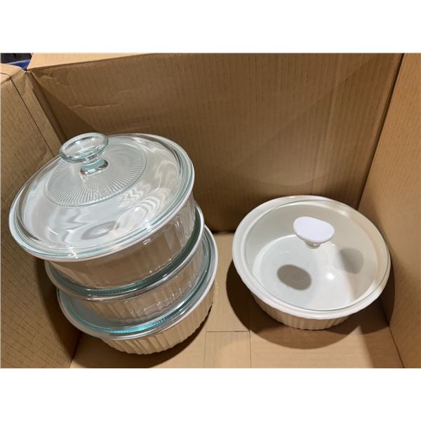 Baking dishes with lid