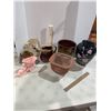 Image 1 : Assorted pottery
