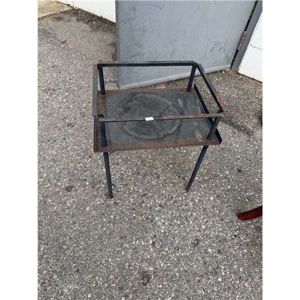 Metal stand
