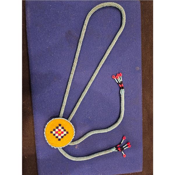 beaded adjustable necklace