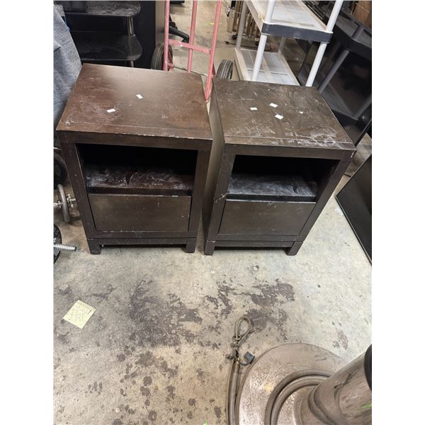 Pair of side tables/nightstands