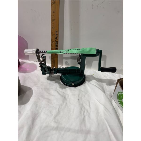 Apple peeler corer slicer