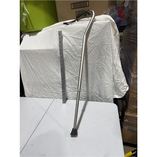 Adjustable cane