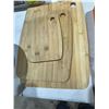 Image 1 : Wooden cutting boards