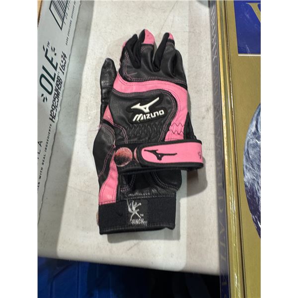 Mizuno girls gloves