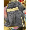 Image 1 : Sweatpants and active pants size medium