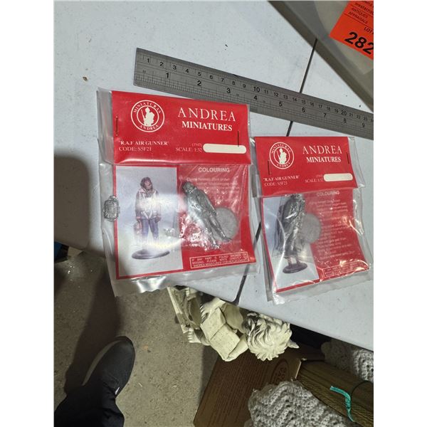 Andrea  miniatures RAF air gunners