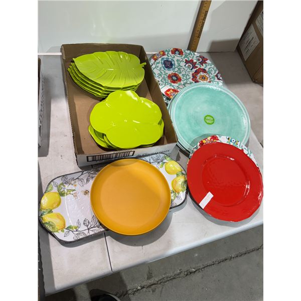 Assorted deck dishes