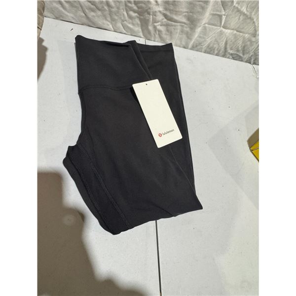 NWT Lululemon align crop 32 inch pants