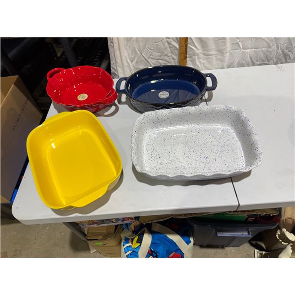 4 baking pans