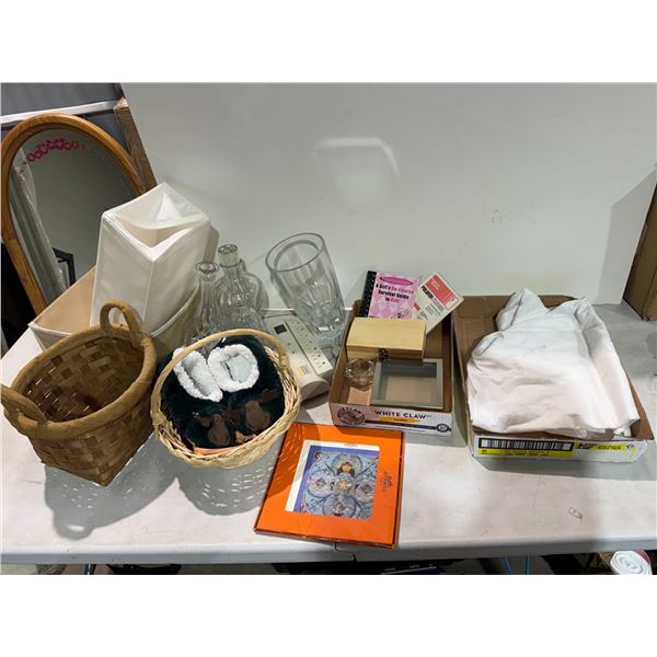 Hermes box, crystal power bar, storage items, etc.