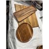 Image 1 : Cutting board and serving tray
