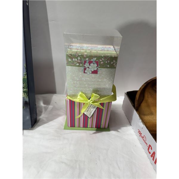 Laura Ashley notepad set